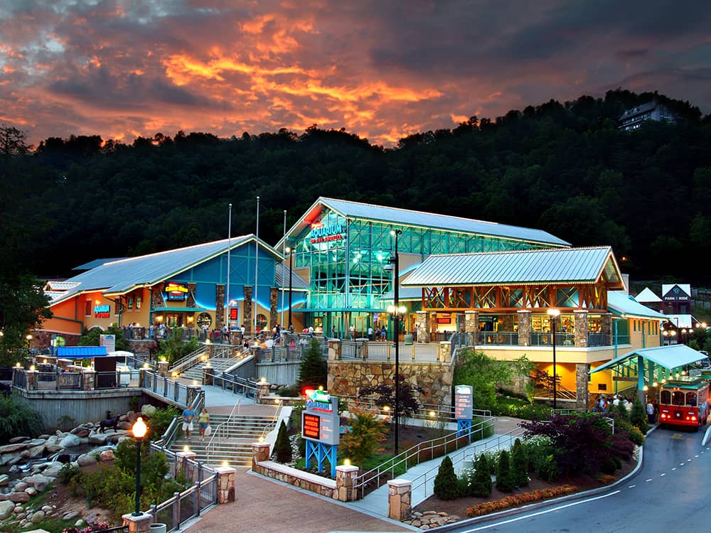 Gatlinburg attractions, Gatlinburg things to do, Smoky Mountain attractions, Smoky Mountain things to do